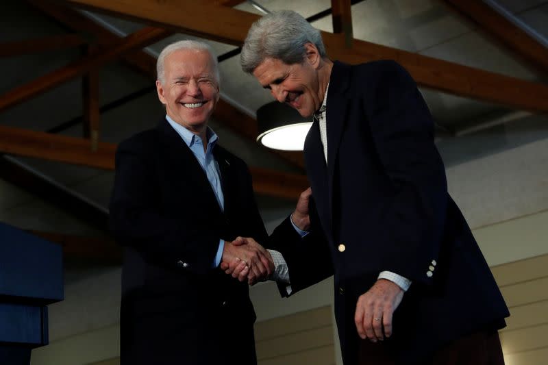 Democratic 2020 U.S. presidential candidate and former U.S. VP Biden and former Democratic presidential nominee Kerry attend campaign event in Cedar Rapids, Iowa