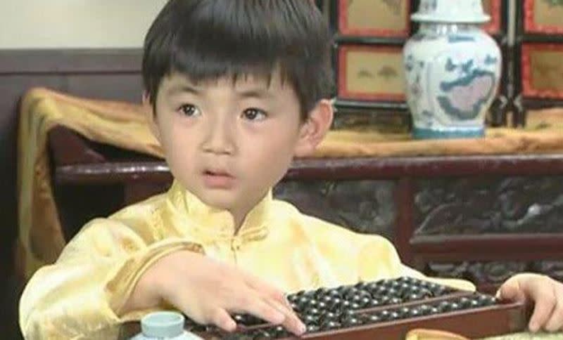 童星出生的王欣逸過去因出演偶像劇《海豚灣戀人》一角走紅。（圖／翻攝自臉書）