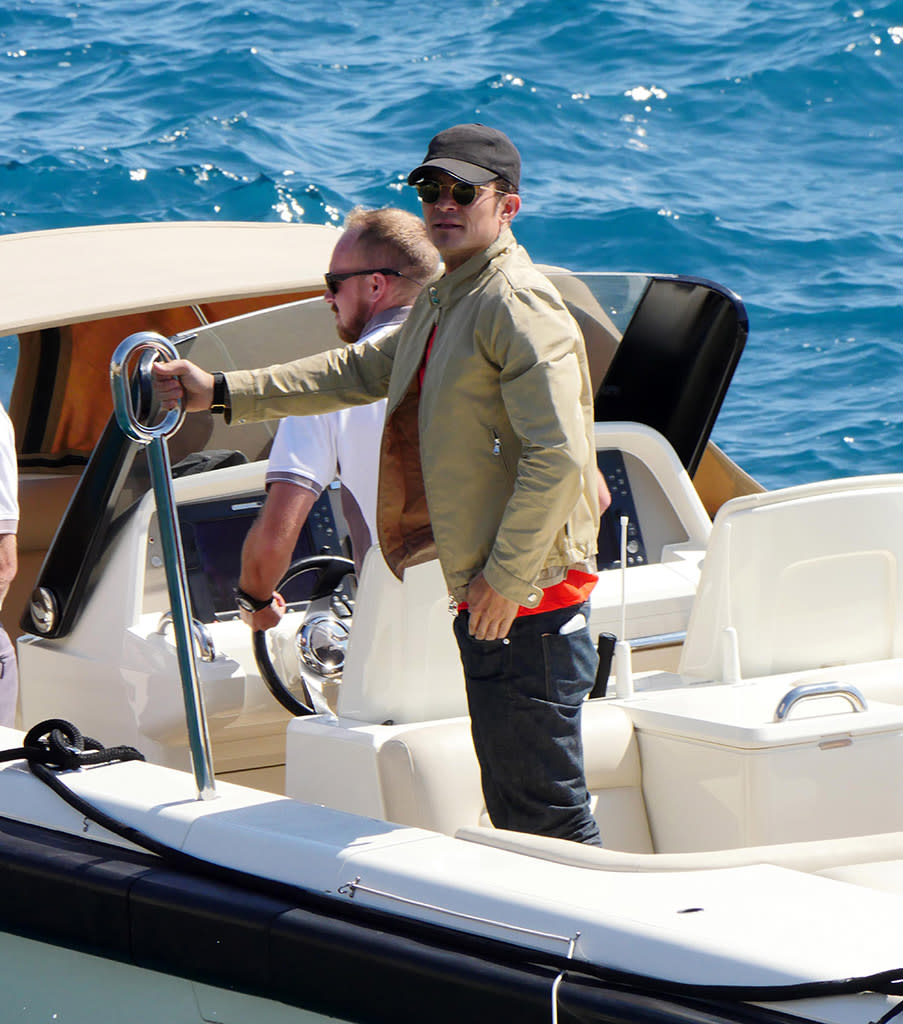 <p>No naked paddleboarding here, but catching the handsome <em>Pirates of the Caribbean</em> star arriving by boat at the Hotel du Cap-Eden-Roc last year was still a treat. (Photo: Splash News) </p>