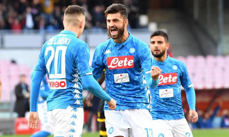 Napoli players celebrate during the win over Frosinone.