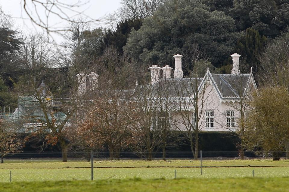 Adelaide Cottage Rumored to be Wedding Gift from the Queen