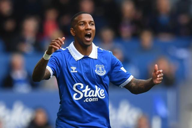 New Ashley Young role announced as Everton star takes bold step - Yahoo  Sport