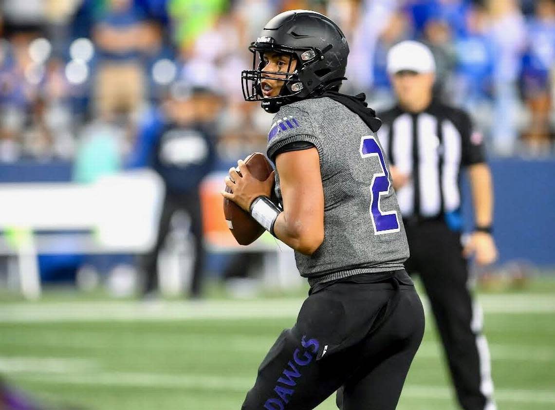Garfield’s EJ Caminong is one of the state’s top-ranked quarterbacks in the 2024 class in Washington.