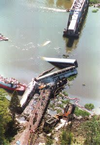 DAVID MURRAY-AFP/Getty Images MOBILE, AL - SEPTEMBER 22: A portion the Sunset Limited, an Amtrak express train running from Los Angeles to Miami, lies partially submerged in a bayou about eight miles north of the city of Mobile, Alabama, 22 September 1993.