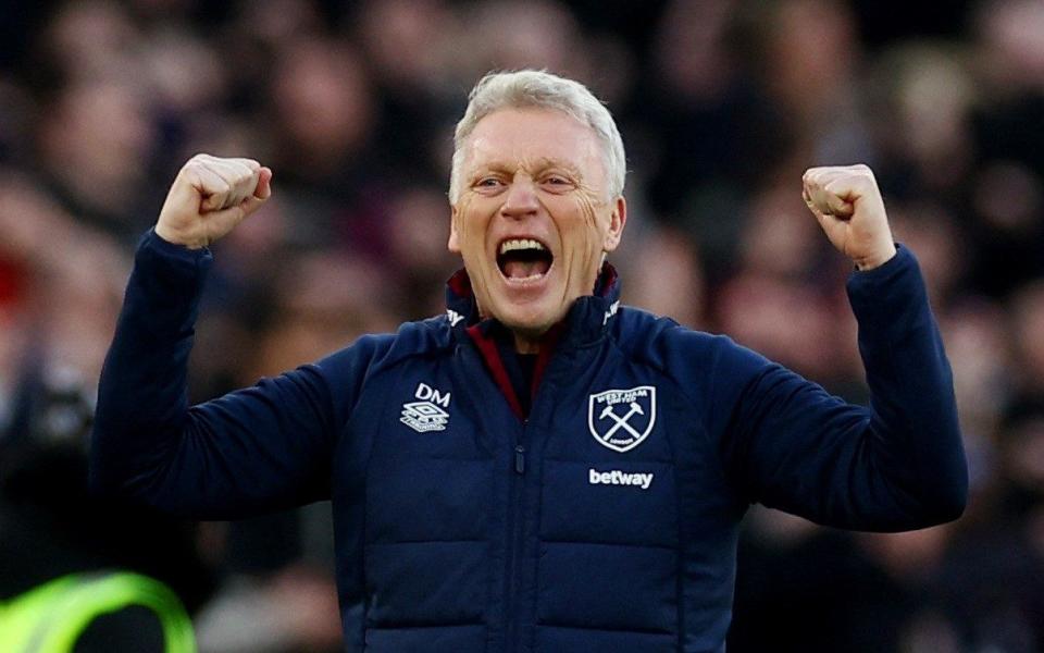 West Ham United manager David Moyes celebrates Declan Rice's goal - Danny Ings sparks 15-minute flurry that could save West Ham's season - Rueters/Paul Childs