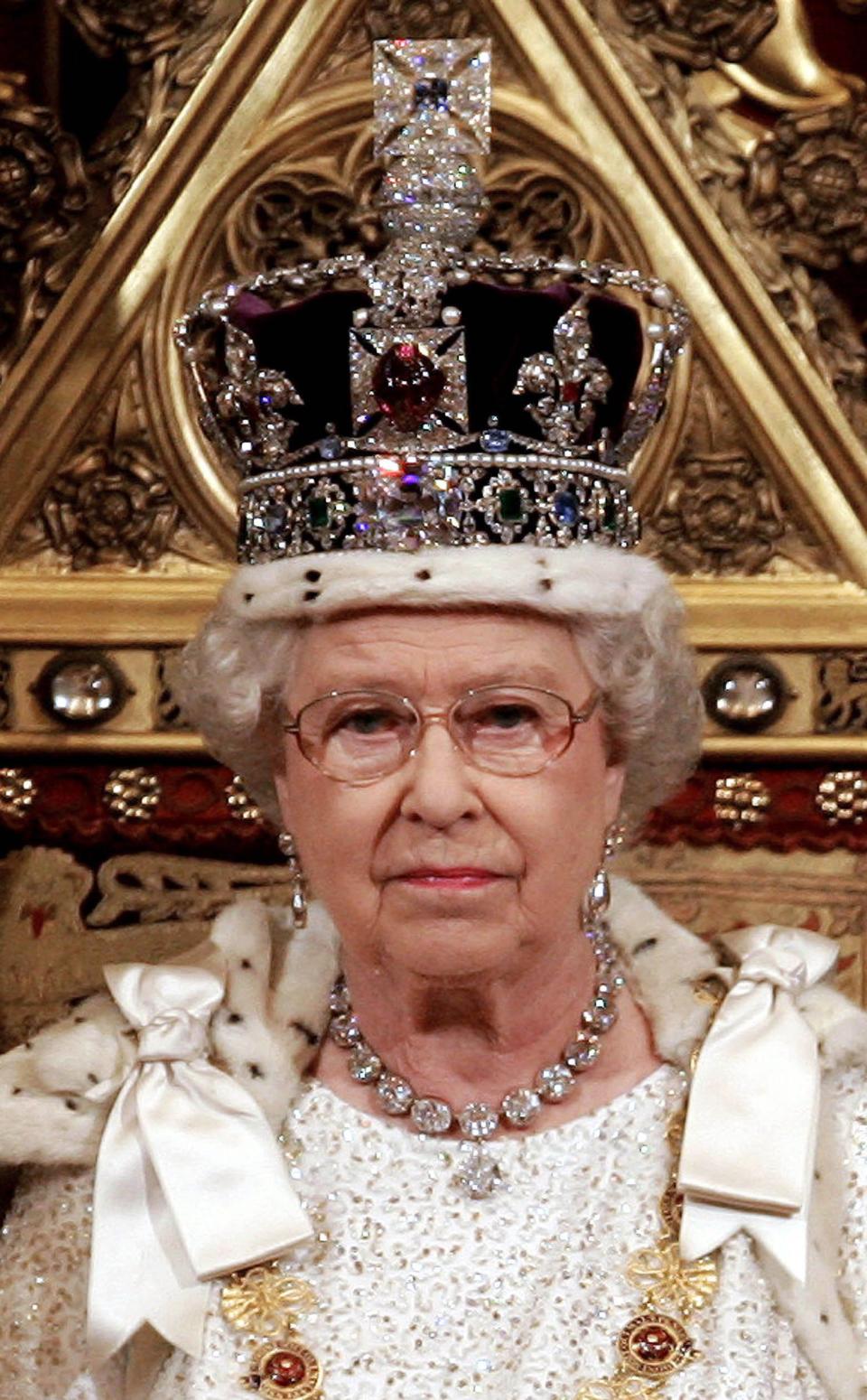 2006: Queen Elizabeth ll wears the Imperial State Crown at the state opening of Parliament on Nov. 15, 2006, in London.