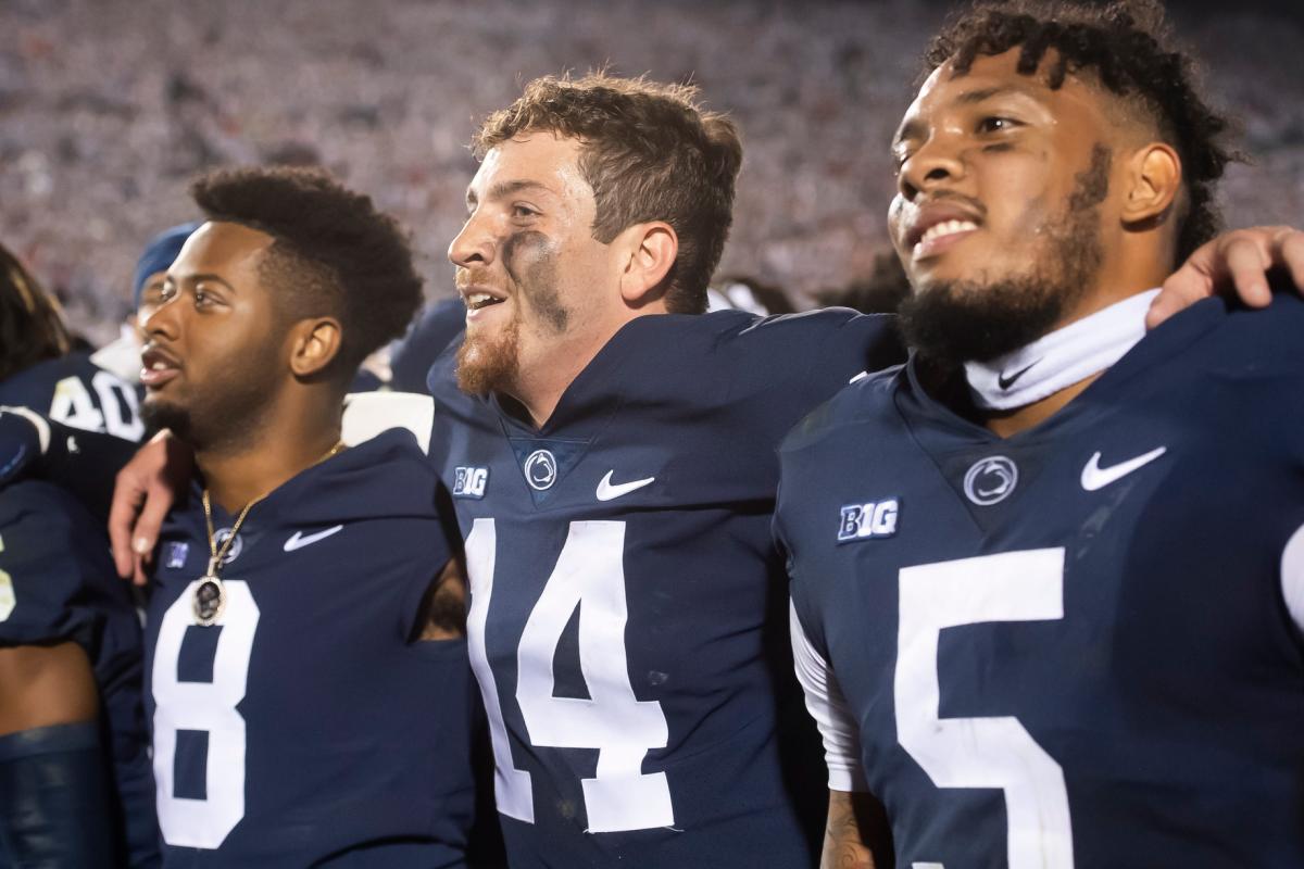 here-are-all-32-football-players-being-recognized-on-penn-state-s