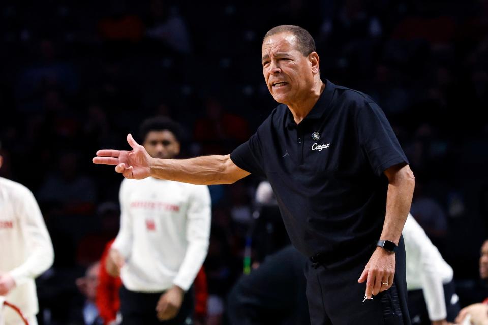 Houston coach Kelvin Sampson reacts after a call during the first half of the team's first-round college basketball game against Northern Kentucky in the men's NCAA Tournament in Birmingham, Ala., Thursday, March 16, 2023. (AP Photo/Butch Dill)