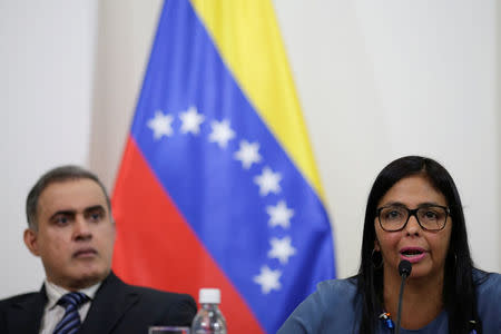 Delcy Rodriguez (R), president of the National Constituent Assembly, speaks next to Venezuela's chief prosecutor, Tarek William Saab, during a meeting of the Truth Commission in Caracas, Venezuela August 16, 2017. REUTERS/Ueslei Marcelino