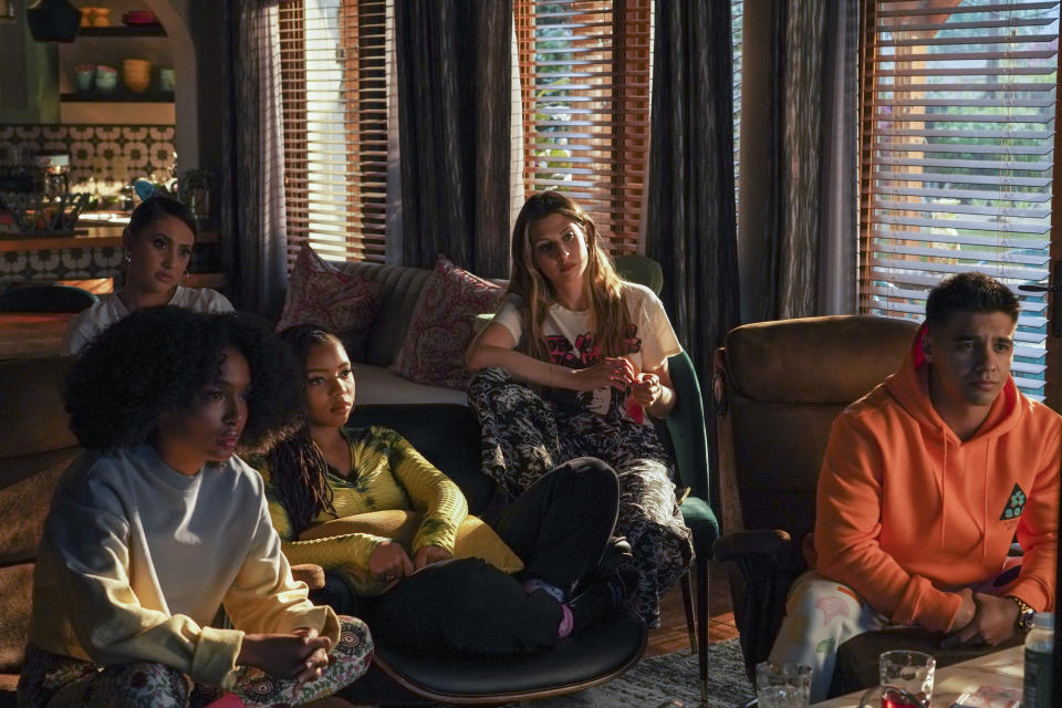 Francia Raisa, Yara Shahidi, Chloe Bailey, Emily Arlook and Jordan Buhat in “Grown-ish” episode “A Boy Is a Gun.” (Freeform/Tiffany Roohani) - Credit: Freeform