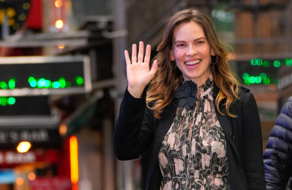 Hilary Swank to take on the role of an injured pilot credit:Bang Showbiz