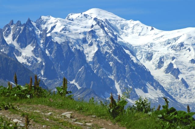 Scale Mont Blanc in new cable car