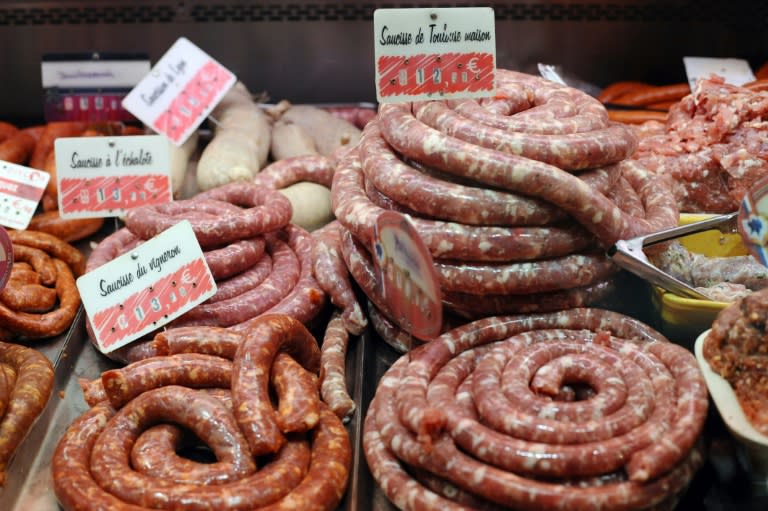 The risk of developing colorectal cancer increases with the amount of processed meats consumed, the International Agency for Research on Cancer (IARC) says