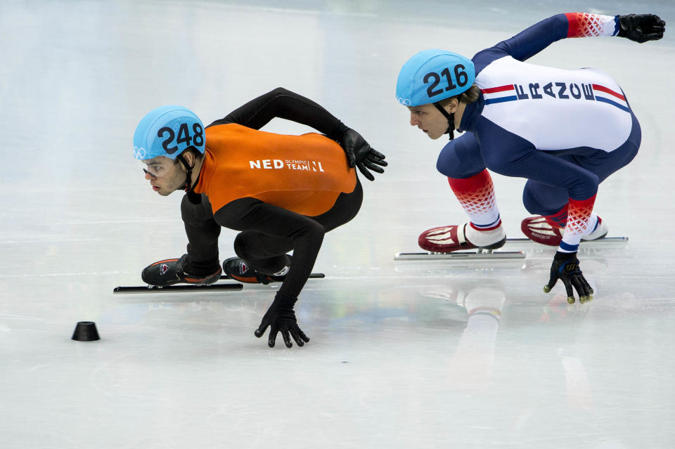 A Dutch coach in charge of the French speed skating team attempted to fix a 2014 Olympic race between his squad and his home nation. (Getty)