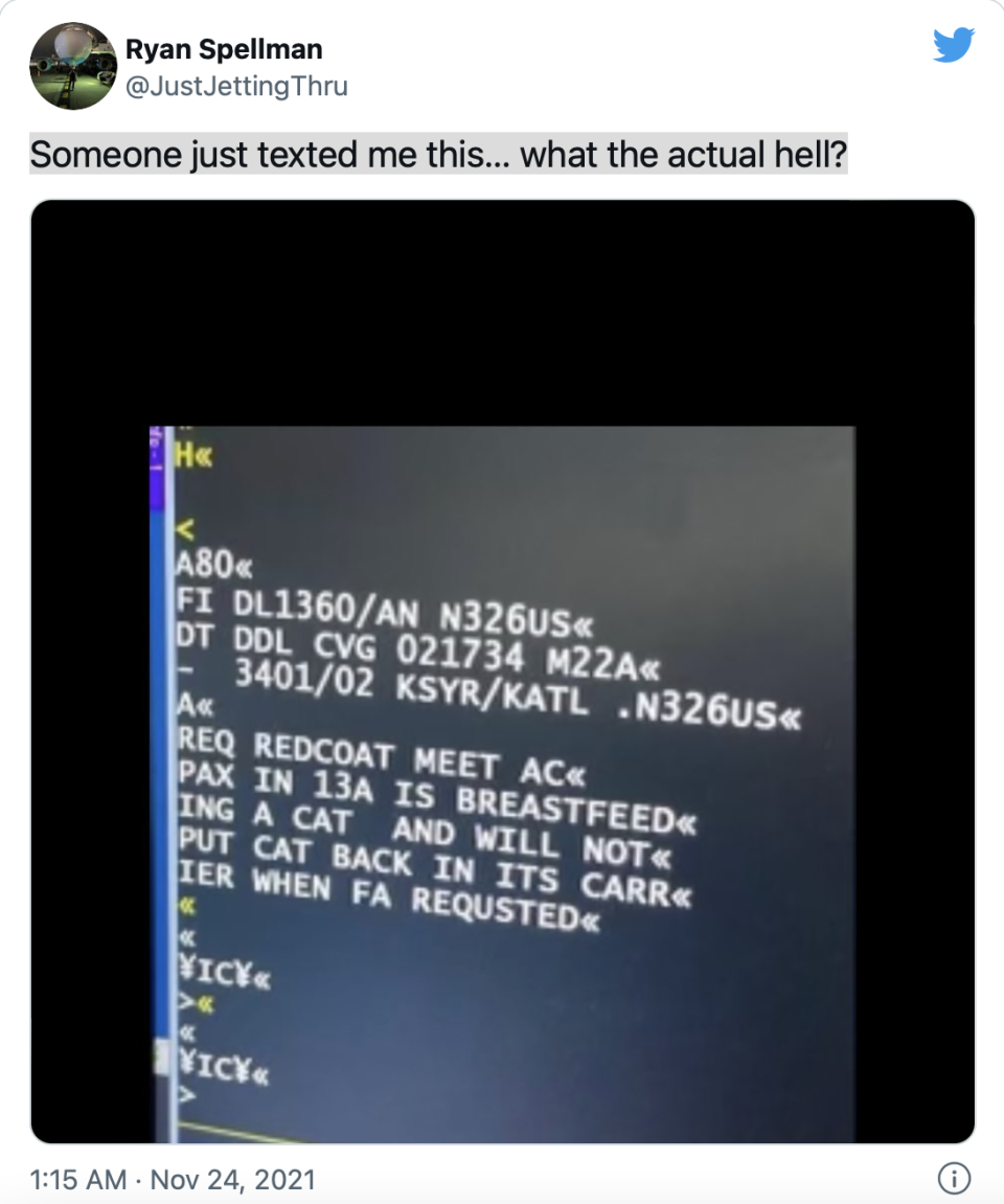 疑似為當時空服員的求助訊息截圖。   圖：截取自Ryan Spellman推特
