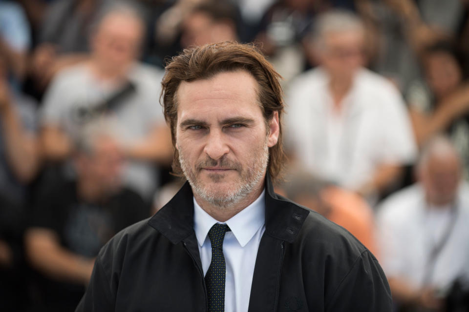 <p>Joaquin Phoenix ist Spezialist für ausgefallene Rollen. Da erschien er den Verantwortlichen bei Marvel vorübergehend als idealer Kandidat für “Doctor Strange”. Daraus wurde aber nichts. Phoenix hegt aber keinen Groll. “Ich glaube, am Ende waren alle glücklich mit dem Ausgang”, sagte er rückblickend. Der Oscarpreisträger kommt dafür 2019 als Joker ins Kino. (Bild: AP Photo) </p>