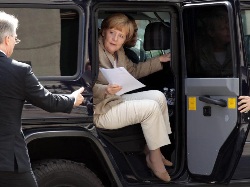 Auf dem Weg zu Präsident Poroschenko: Angela Merkel in Kiew. Foto: Tatyana Zenkovich