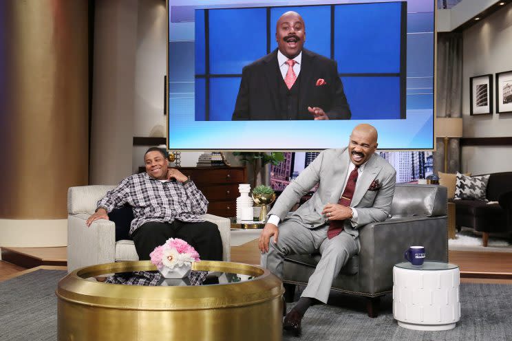 Kenan Thompson making Steve Harvey crack up. (Photo: Cristina Aguirre/NBC)