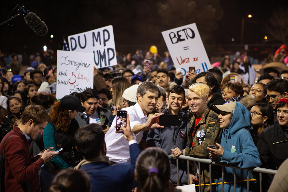 Beto O'Rourke takes selfies with supporters at a competing rally organized by El Paso NGO's to counter Trumps rally in El Paso, TX  February 11, 2019 in El Paso, Texas. (Photo: Christ Chavez/Getty Images)