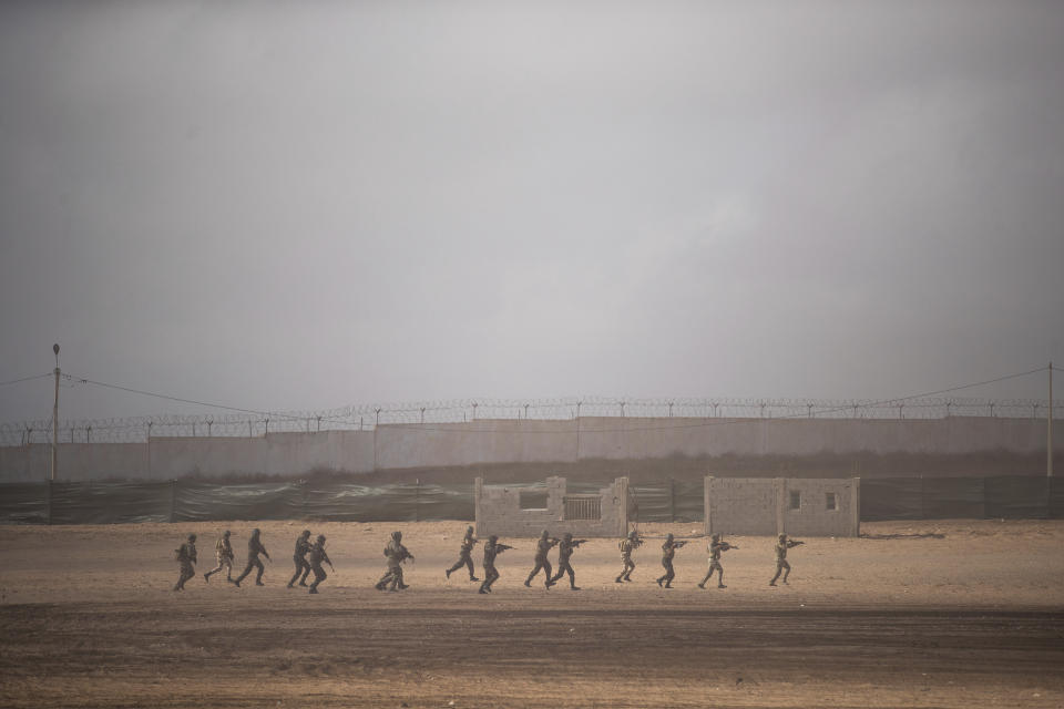 U.S and Moroccan special forces take part in a drill as part of the African Lion military exercise, in Tafraout base, near Agadir, Morocco, Monday, June 14, 2021. With more than 7,000 participants from nine nations and NATO, African Lion is U.S. Africa Command's largest exercise. (AP Photo/Mosa'ab Elshamy)