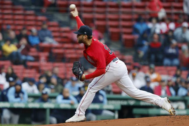 Justin Turner's 3-run double helps Red Sox beat MLB-best Rays in  doubleheader opener