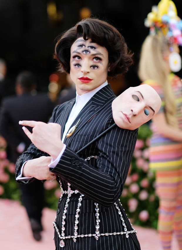 Ezra Miller (with makeup by Choi) at the 2019 Met Gala. Photo: Dimitrios Kambouris/Getty Images for The Met Museum/Vogue
