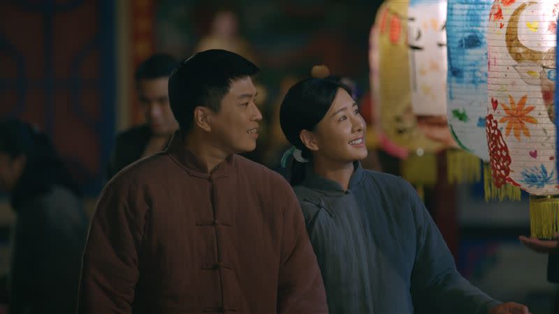 蕭景鴻 （左）很開心透過演戲，了解到過去父母曾歷經過的時代有多辛苦。（圖／公視、禾豐傳播提供）