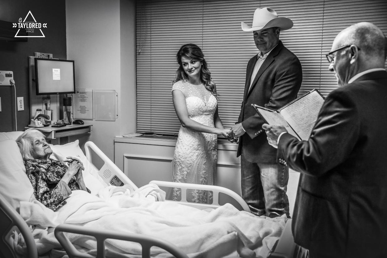 A couple celebrated their wedding 6 months early so that the groom's 100-year-old grandmother could watch them get married. (Credit: Amy Taylor, A Taylored Image)