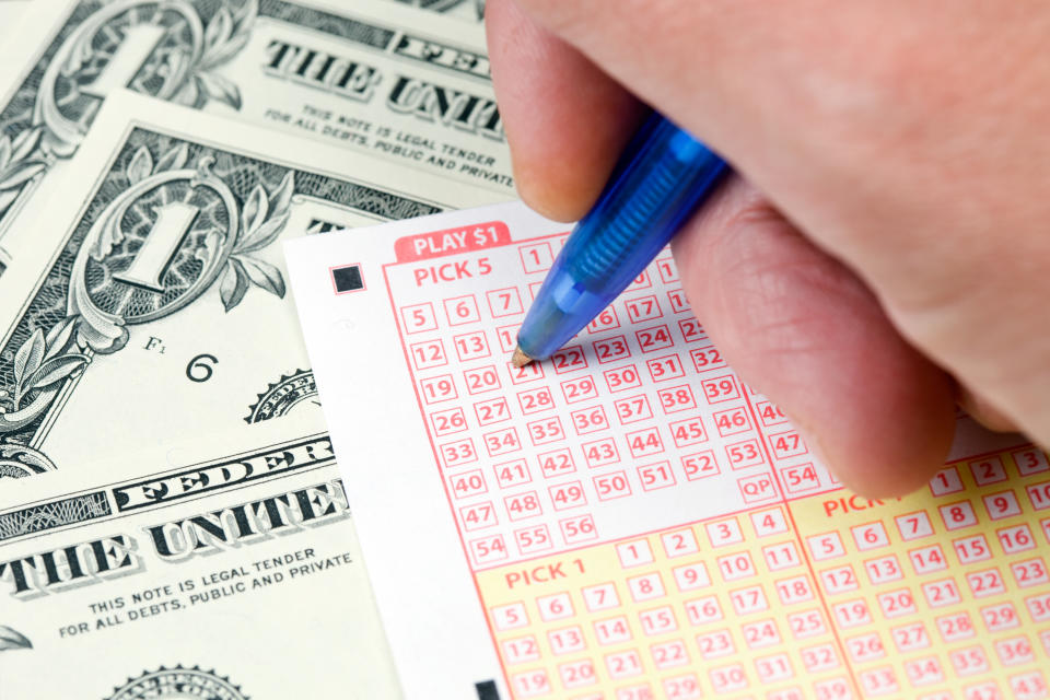 ¿Ganar la lotería es cuestión de matemáticas? Foto: Getty Images. 