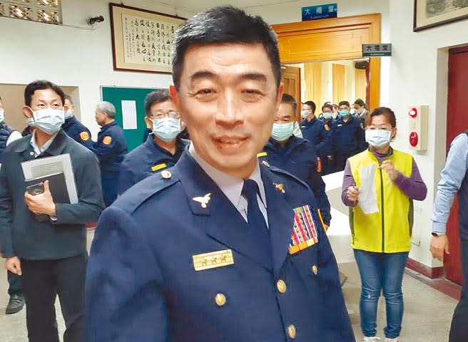 「來此是偶然，離開是必然」，劉柏良謝謝上級長官給他到任何地方服務的機會，感恩在高雄服務過程中所有相遇的知恩。短短6個月，雖有諸多理想尚未完成，但相信市警局同仁仍會秉持過去努力不懈的精神，持續為大高雄市民服務，讓高雄市始終是最宜居的城市。（劉宥廷攝）