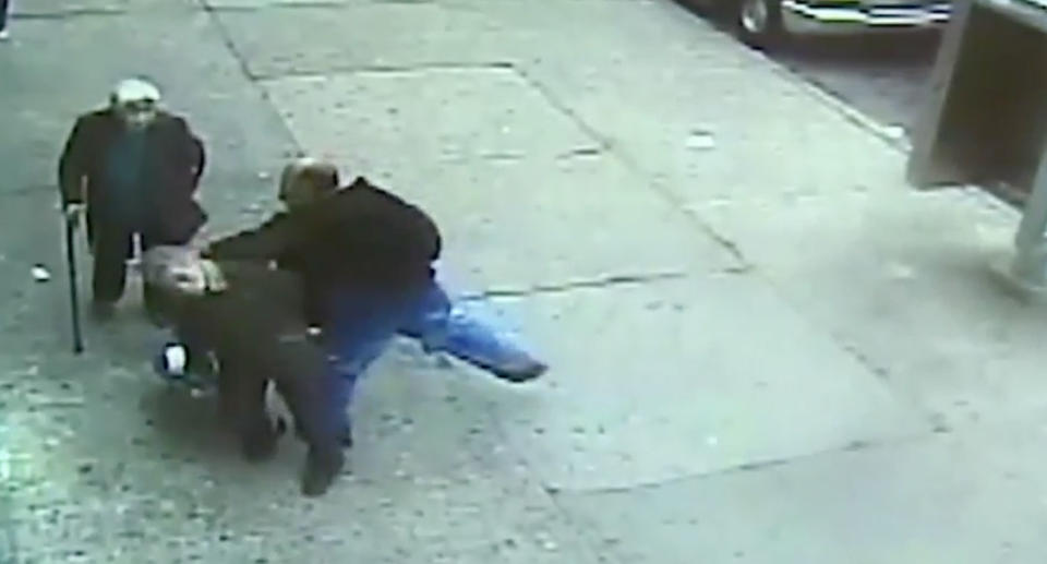 A man can be seen striking two elderly women as they walked down a Brooklyn street on Mother’s Day. Source: ABC7