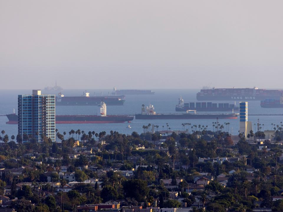 port of la congestion ships