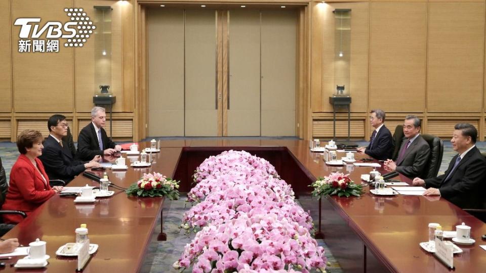 喬治艾娃曾在2019年出訪北京，與習近平進行談話。（圖／達志影像美聯社）