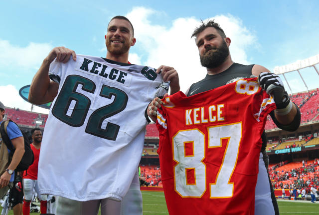 Chiefs' Travis Kelce, Eagles' Jason Kelce launch new weekly podcast