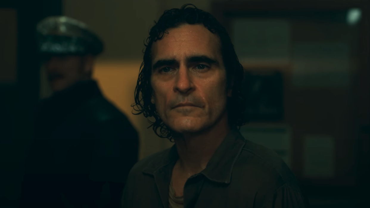  Joaquin Phoenix in Joker: Folie A Deuz. 