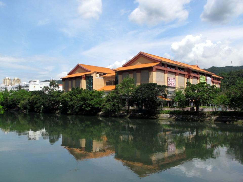 位於沙田的香港文化博物館。取自維基百科