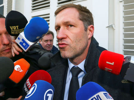 Minister-President of Wallonia Paul Magnette leaves a meeting on the Comprehensive Economic and Trade Agreement (CETA), a planned EU-Canada free trade agreement, at the Lambermont Residence in Brussels, Belgium, October 26, 2016. REUTERS/Yves Herman