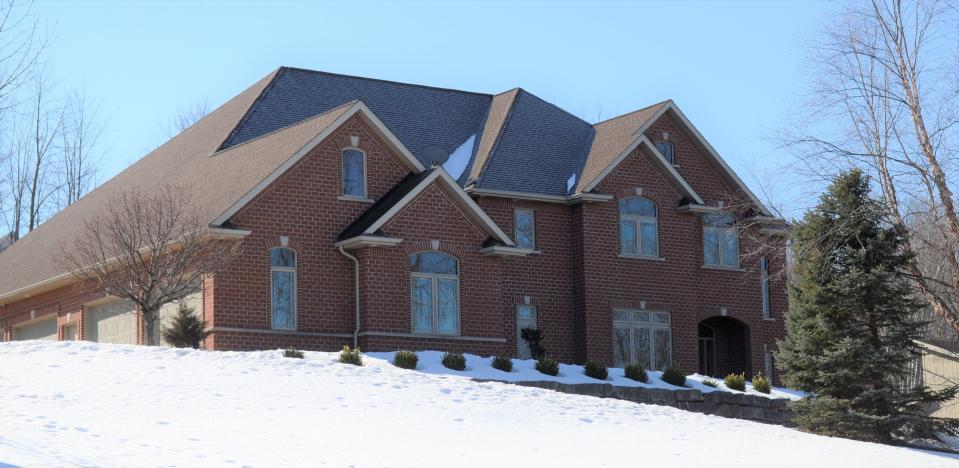 The house owned by former Green Bay Packers running back Ahman Green at 1750 Limestone Trail in Ledgeview is for sale.