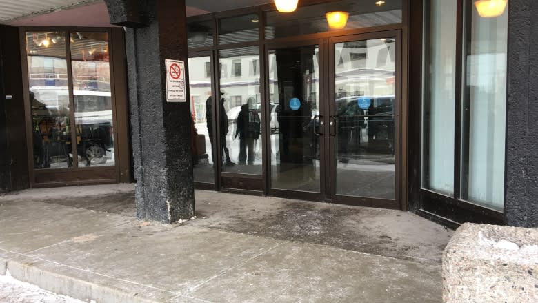 'They punch you': Homeless people say security at Yellowknife mall abusive