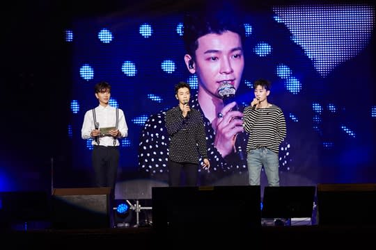 Super Junior銀赫、東海退伍後首場粉絲見面會「Hello Again」完美落幕 OPPA實在太帥氣啦～！