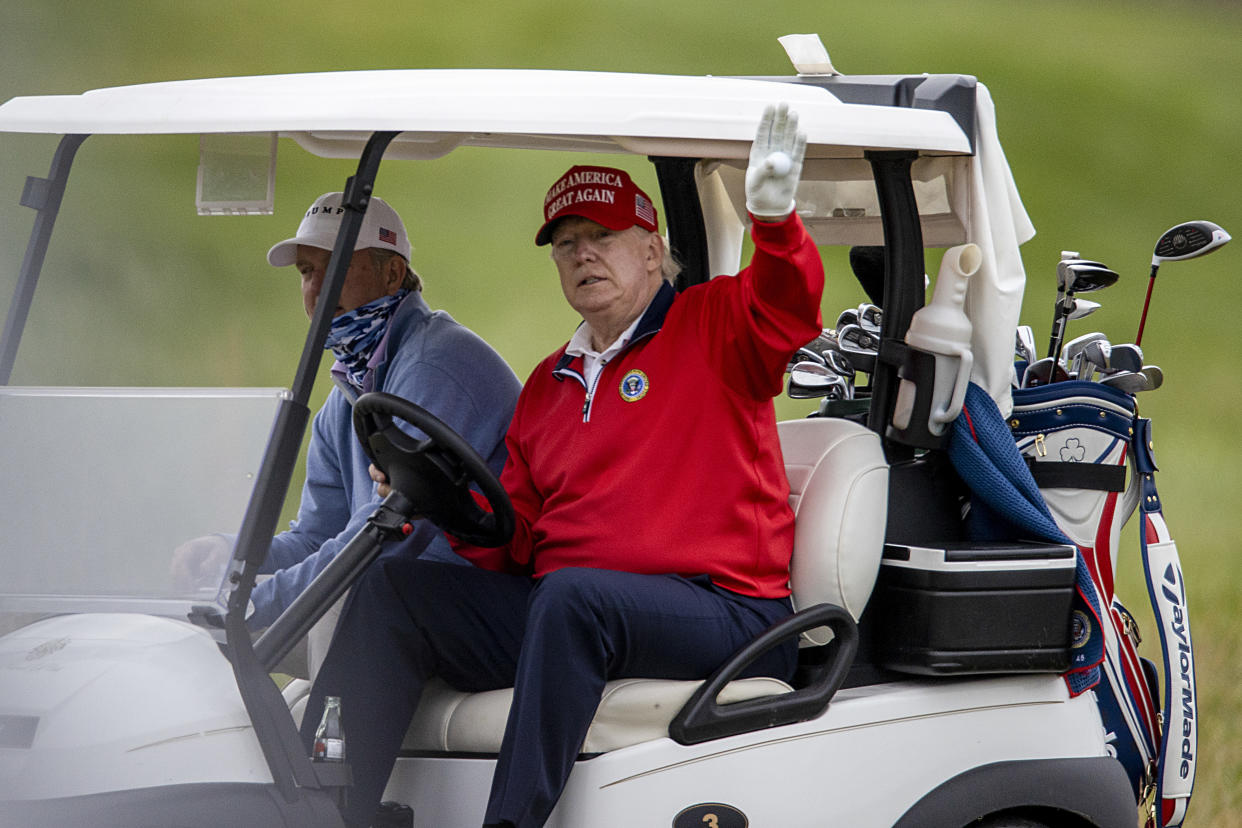 STERLING, VIRGINIA - NOVEMBER 27: US President Donald Trump golfs at Trump National Golf Club on November 27, 2020 in Sterling, Virginia. President Trump heads to Camp David for the weekend after playing golf. (Photo by Tasos Katopodis/Getty Images)