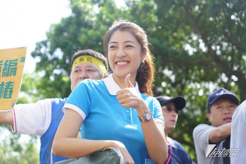 20170714-「堵林全，修前瞻」路過立法院活動 ，立法院中山南路大門前。前瞻基礎建設 國民黨立委許淑華現場聲援。（盧逸峰攝）