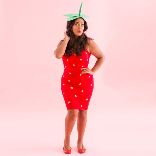 HOW TO MAKE A STRAWBERRY HALLOWEEN COSTUME
