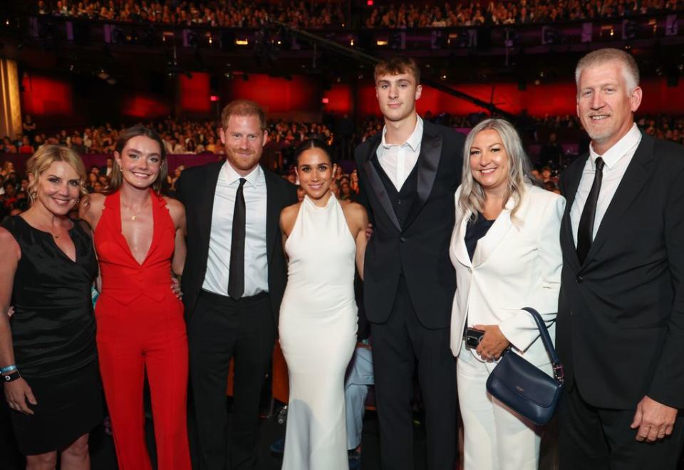 Meghan Markle, el príncipe Harry y Serena Williams en los Premios ESPY el 11 de julio de 2024 en el Dolby Theatre de Hollywood (California)