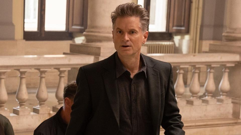 Shea Whigham walks up stairs in Mission: Impossible - Dead Reckoning