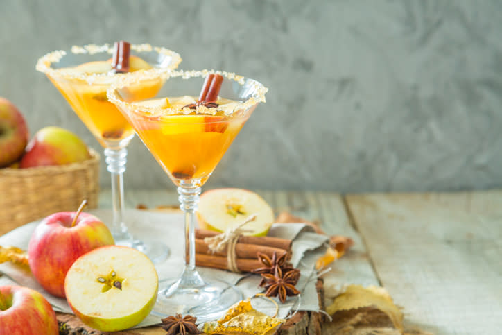 two cinnamon apple martinis