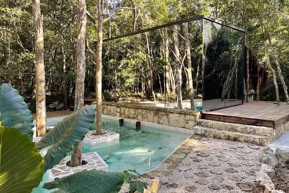 Mirror House Airbnb in Tulum