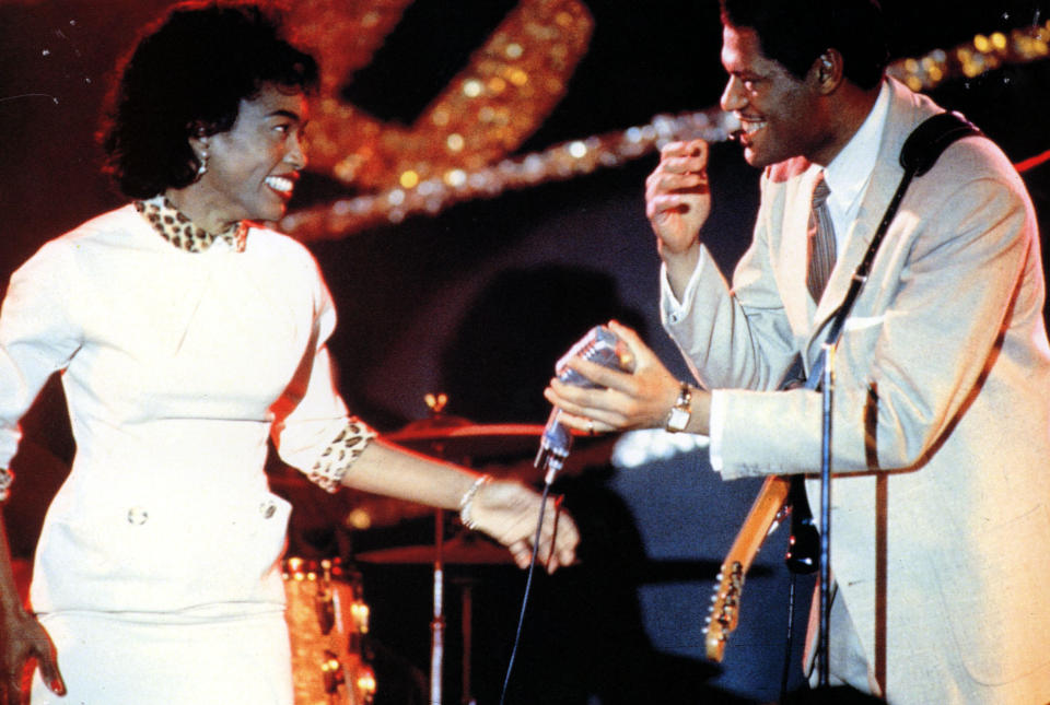 Angela Bassett as Tina Turner and Laurence Fishburne as Ike Turner