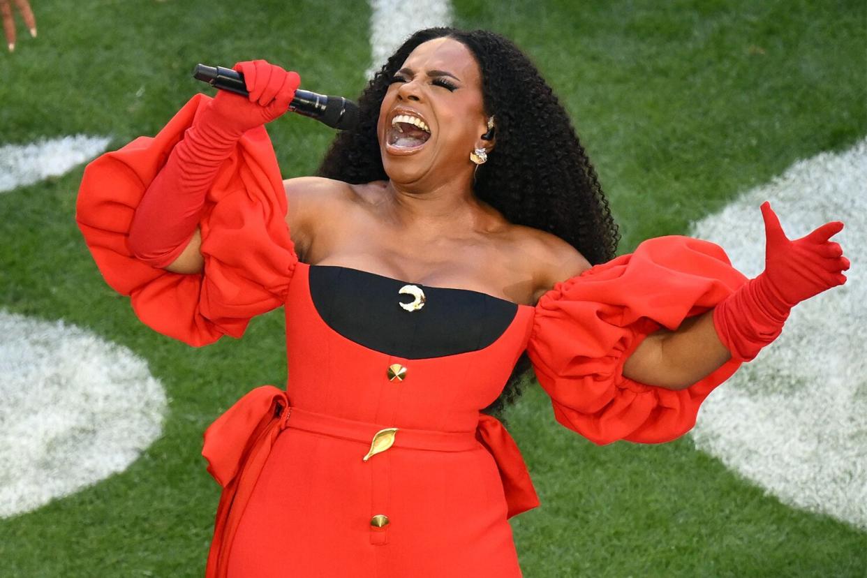 US actress/singer Sheryl Lee Ralph performs the US national anthem ahead of Super Bowl LVII between the Kansas City Chiefs and the Philadelphia Eagles at State Farm Stadium in Glendale, Arizona, on February 12, 2023. (Photo by ANGELA WEISS / AFP) (Photo by ANGELA WEISS/AFP via Getty Images)