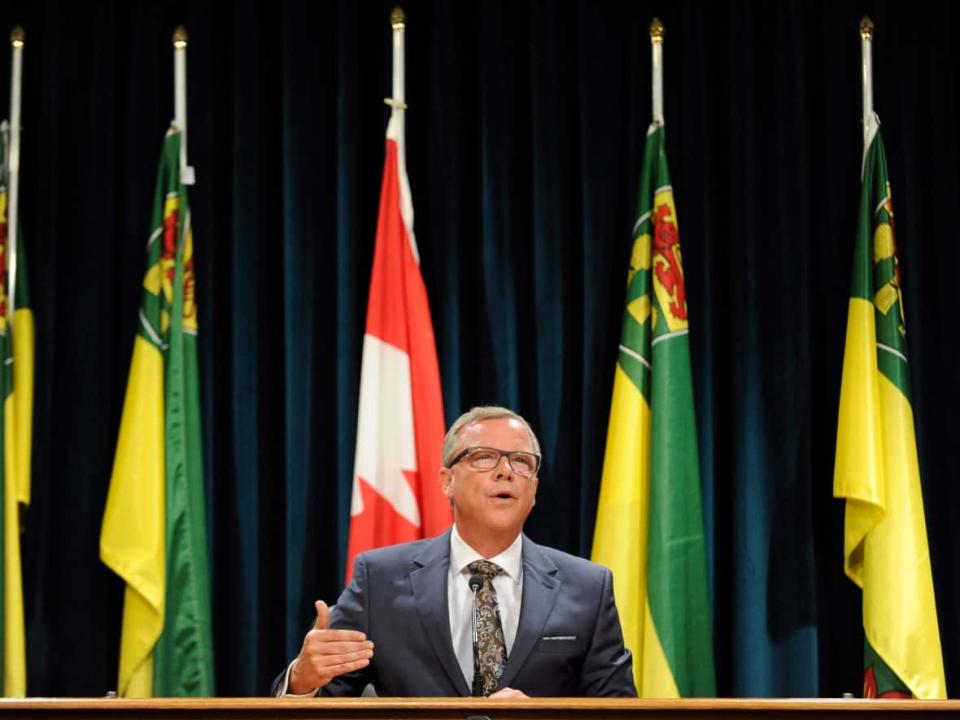 Former Saskatchewan premier Brad Wall texted advice to a convoy organizer, according to documents obtained by CTV News. (Mark Taylor/The Canadian Press - image credit)